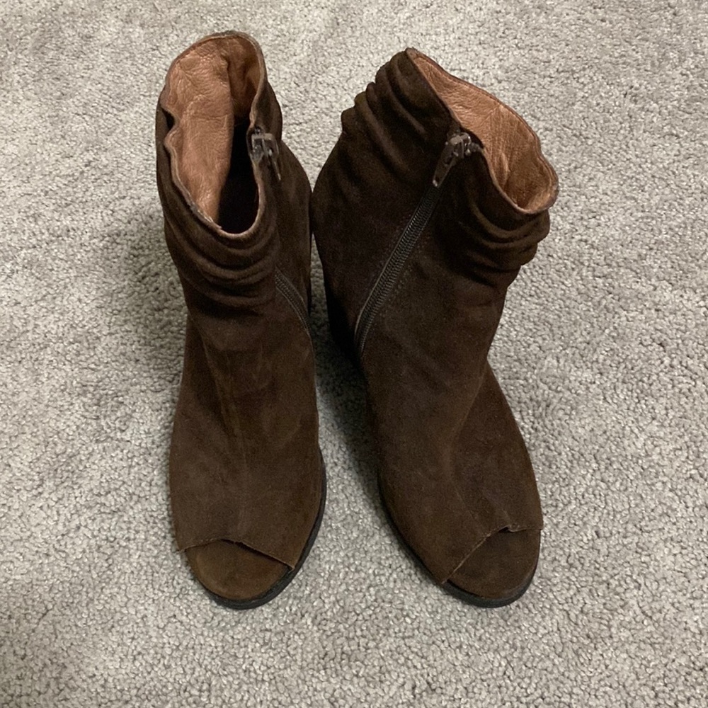 Jeffrey Campbell Brown Booties